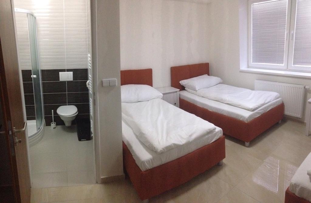 Bambus Zahrada Aparthotel Praga Exterior foto