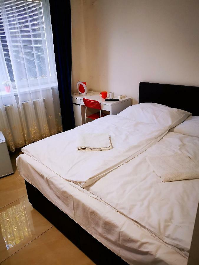 Bambus Zahrada Aparthotel Praga Exterior foto