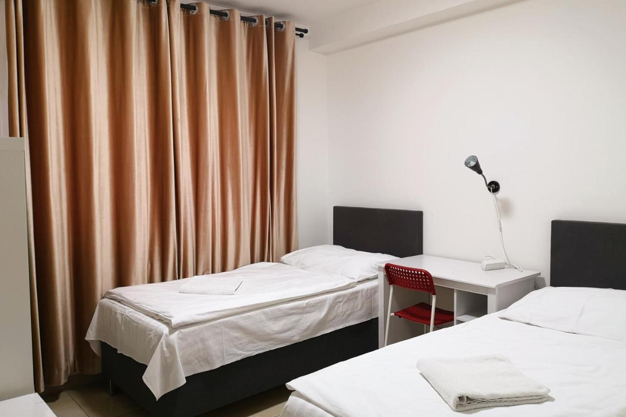 Bambus Zahrada Aparthotel Praga Exterior foto