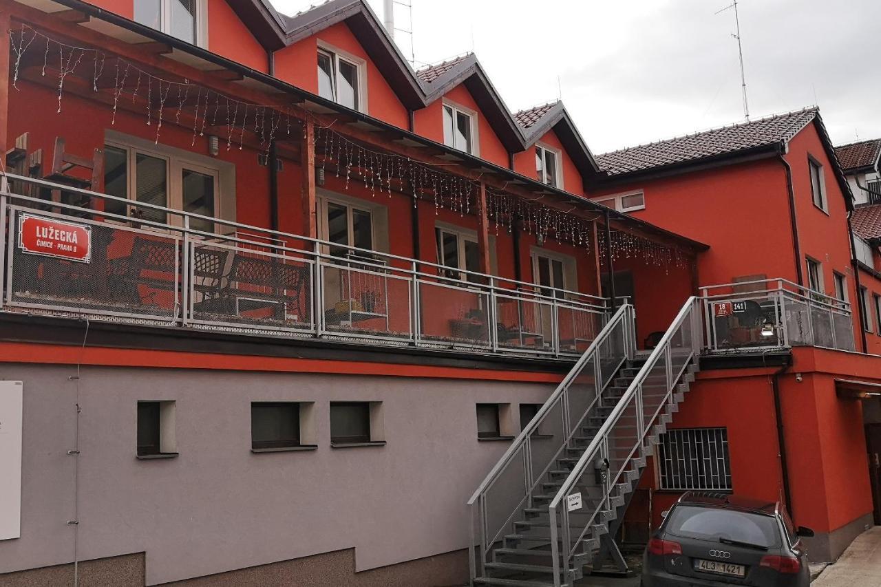 Bambus Zahrada Aparthotel Praga Exterior foto