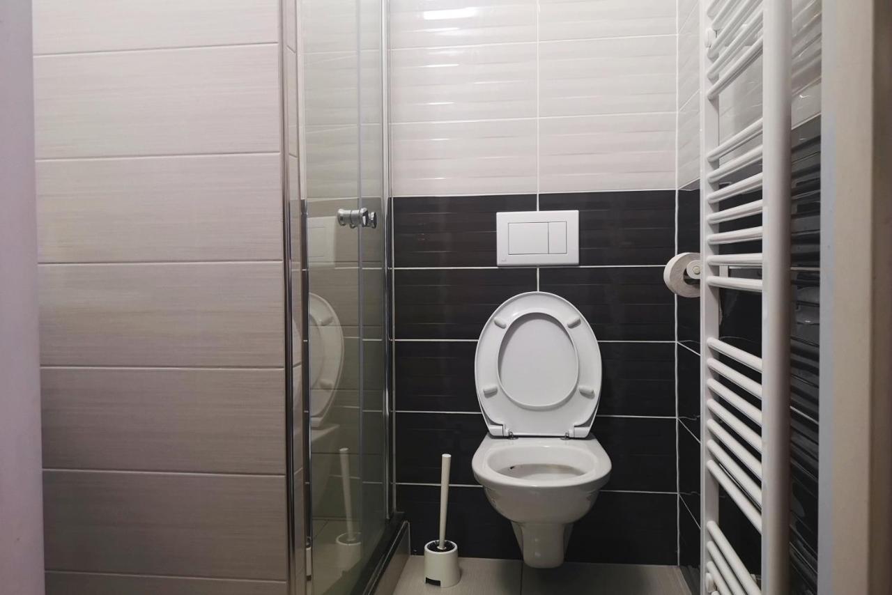 Bambus Zahrada Aparthotel Praga Exterior foto